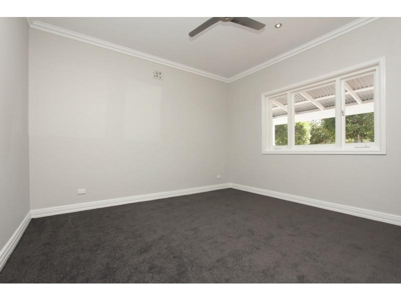 10 Chatham Road, Woodbridge WA 6056