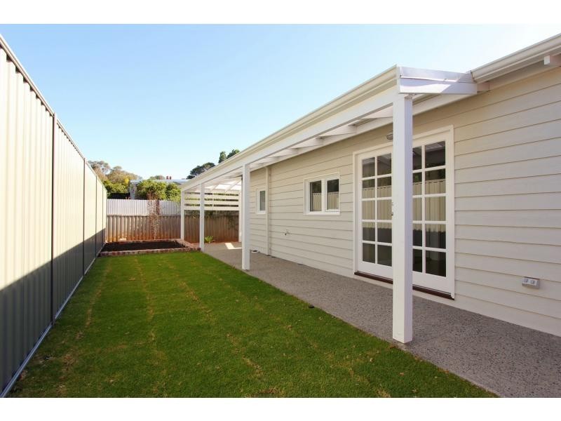 10 Chatham Road, Woodbridge WA 6056