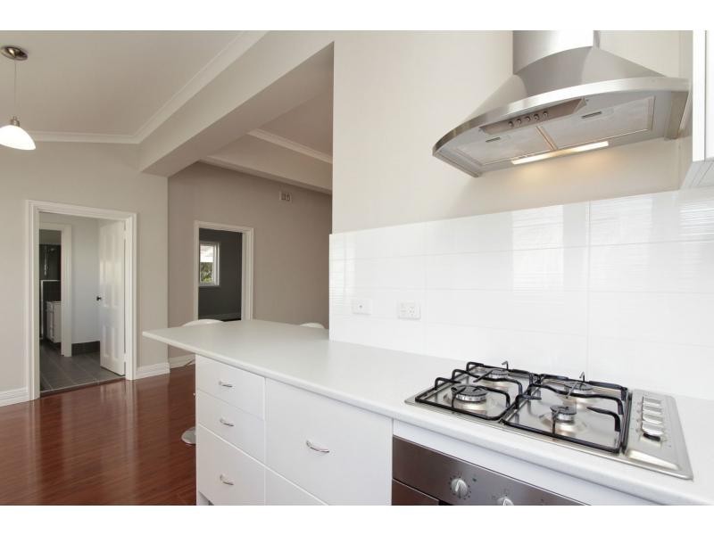 10 Chatham Road, Woodbridge WA 6056