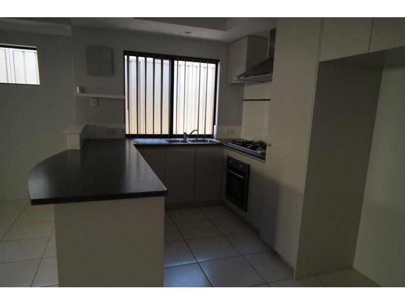 26A Sacramento Parade, Hocking WA 6065