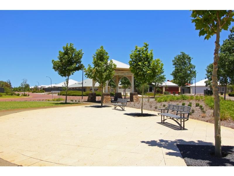 19 Tindale Crescent, Aveley WA 6069