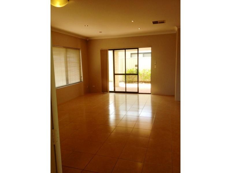 17a Simeon Rise, Pearsall WA 6065