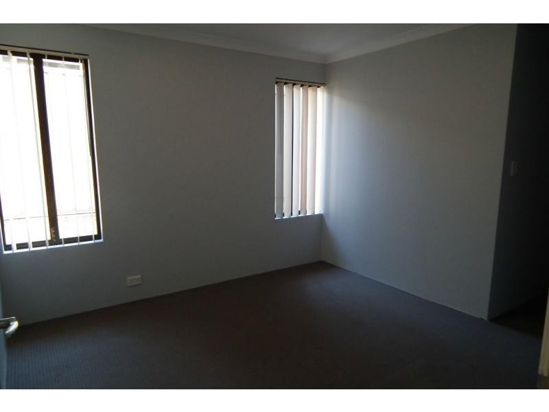 26A Sacramento Parade, Hocking WA 6065