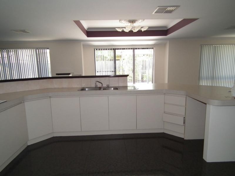 30 Tobermory Boulevard, Ellenbrook WA 6069