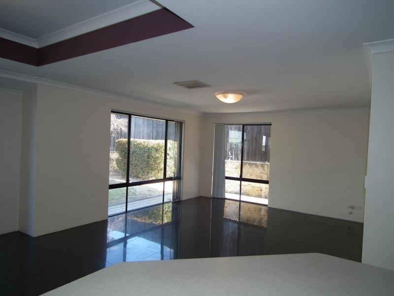 30 Tobermory Boulevard, Ellenbrook WA 6069