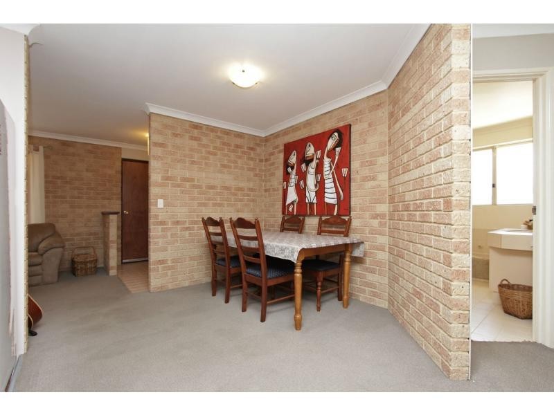2/78 Hamilton Street, Bassendean WA 6054