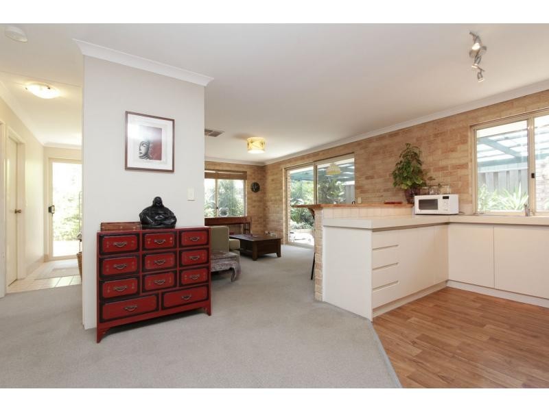 2/78 Hamilton Street, Bassendean WA 6054