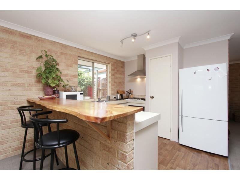 2/78 Hamilton Street, Bassendean WA 6054