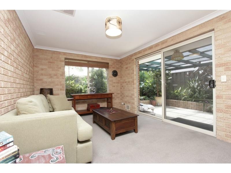 2/78 Hamilton Street, Bassendean WA 6054