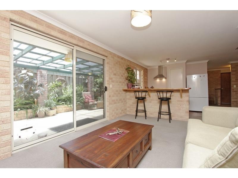 2/78 Hamilton Street, Bassendean WA 6054