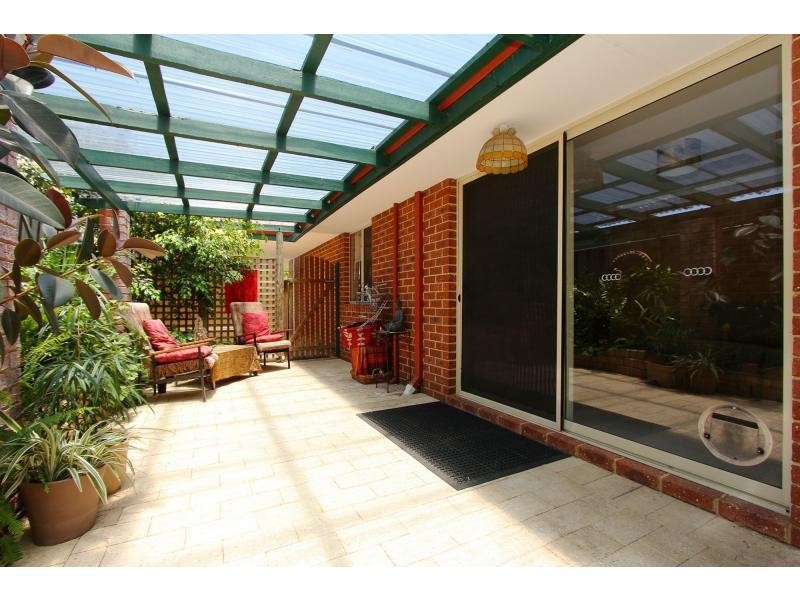 2/78 Hamilton Street, Bassendean WA 6054