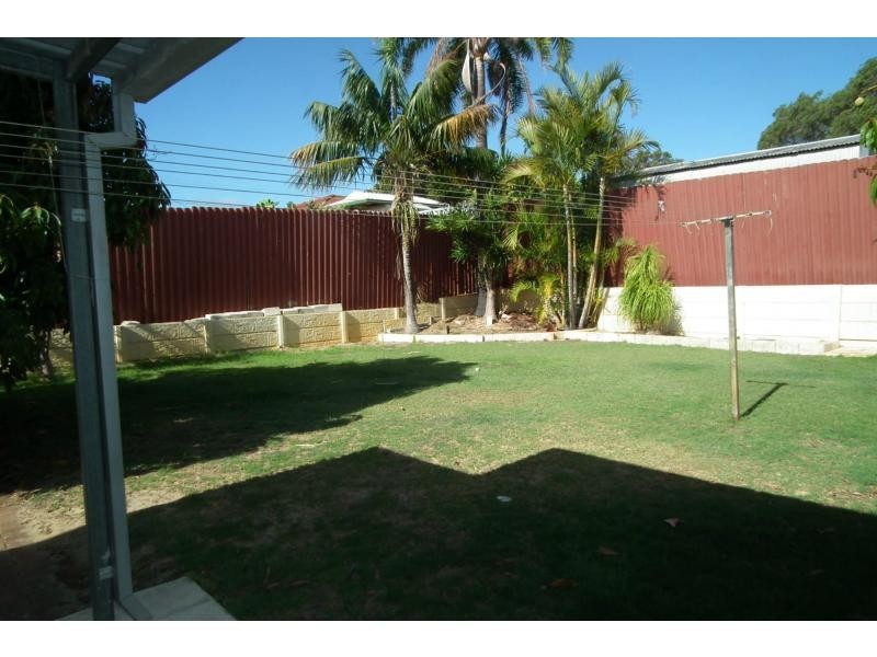 24 Liddell Street, Girrawheen WA 6064