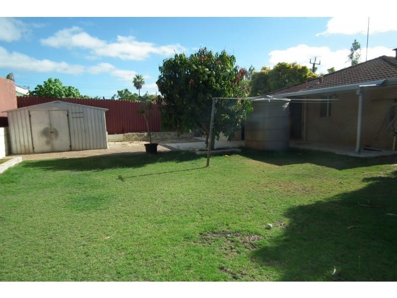 24 Liddell Street, Girrawheen WA 6064