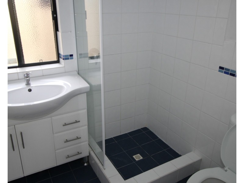 Duplex/15B Loxwood Road, Balga WA 6061