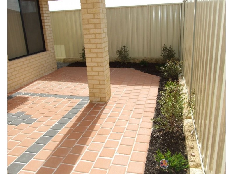 Duplex/15B Loxwood Road, Balga WA 6061