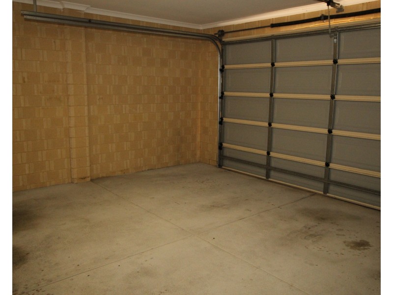 Duplex/15B Loxwood Road, Balga WA 6061