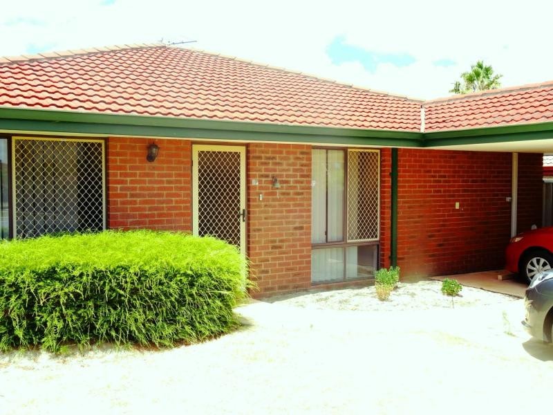 28 HYDRANGEA PLACE, Alexander Heights WA 6064