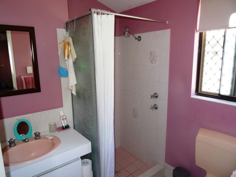 28 HYDRANGEA PLACE, Alexander Heights WA 6064