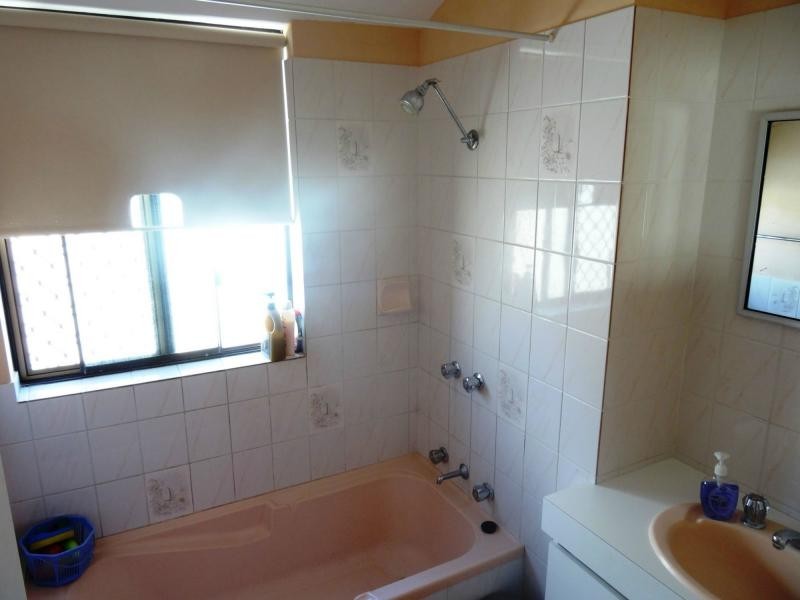 28 HYDRANGEA PLACE, Alexander Heights WA 6064