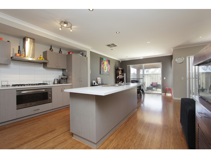 1/94 Kathleen Street, Bassendean WA 6054