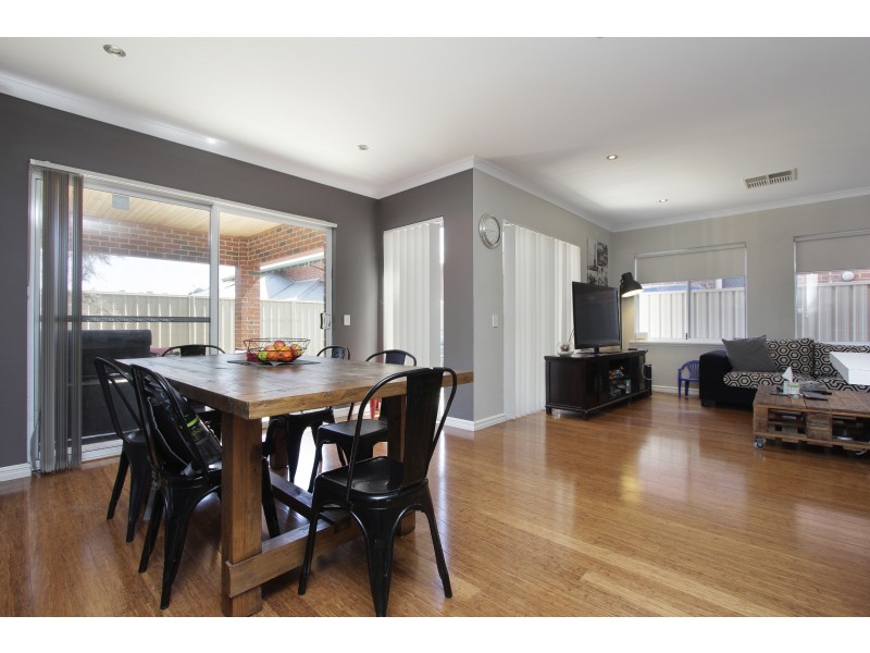 1/94 Kathleen Street, Bassendean WA 6054