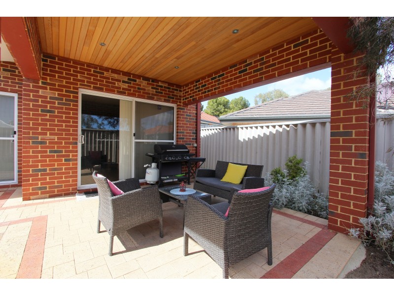 1/94 Kathleen Street, Bassendean WA 6054