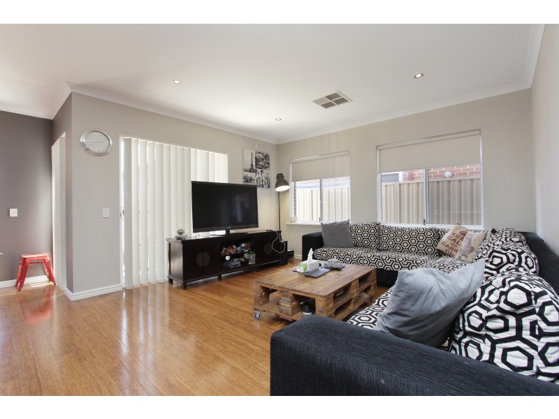 1/94 Kathleen Street, Bassendean WA 6054