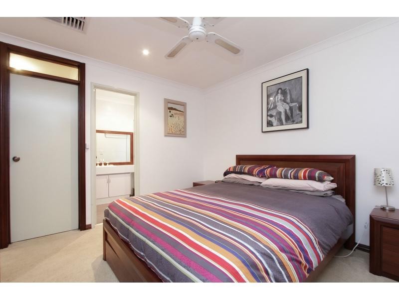 11 Woodleigh Gardens, Ballajura WA 6066