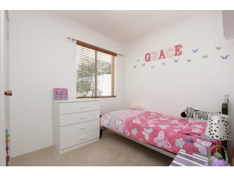 11 Woodleigh Gardens, Ballajura WA 6066