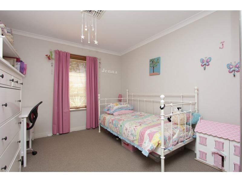 39 Wynne Street, Hazelmere WA 6055