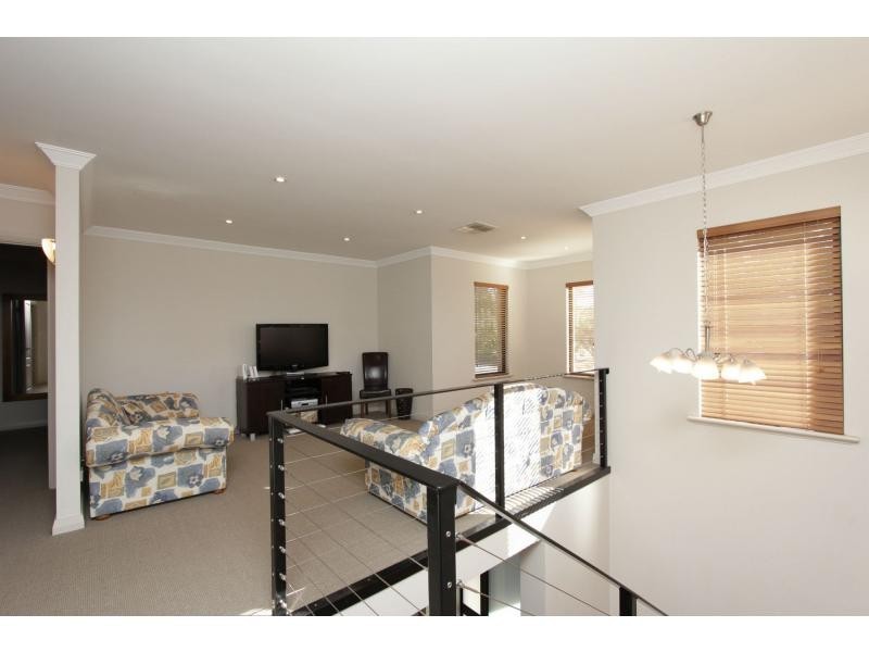 39 Wynne Street, Hazelmere WA 6055