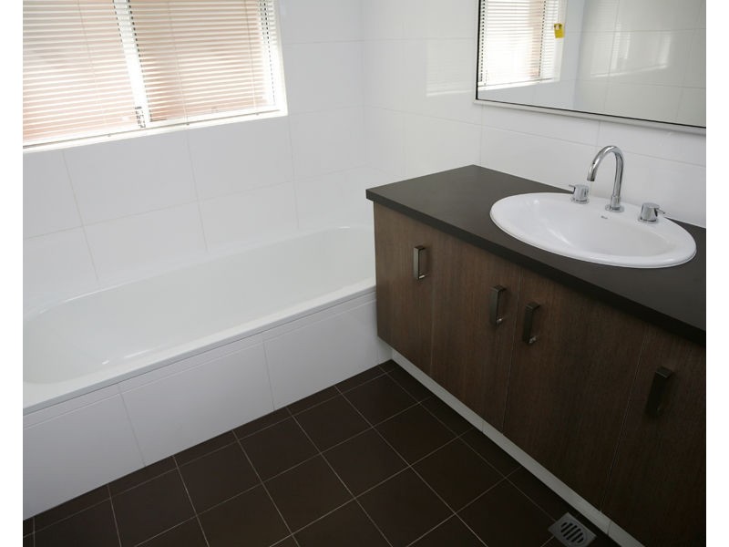 1/94 Kathleen Street, Bassendean WA 6054