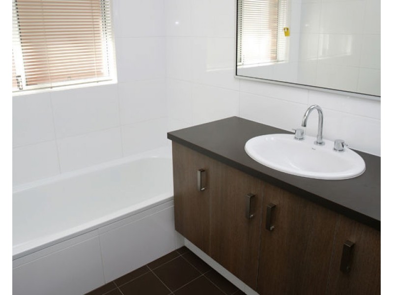 1/94 Kathleen Street, Bassendean WA 6054