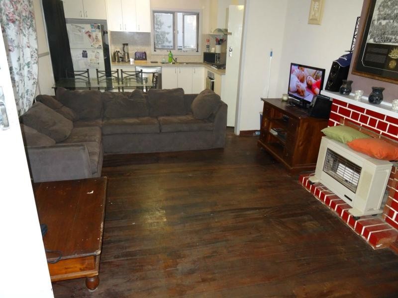 84 Broun Avenue, Embleton WA 6062