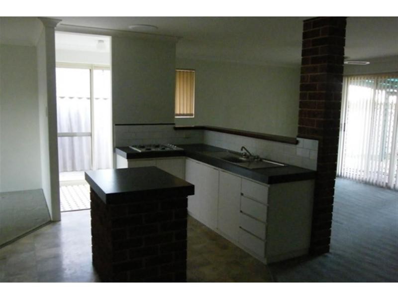 34 Honours Rise, Marangaroo WA 6064