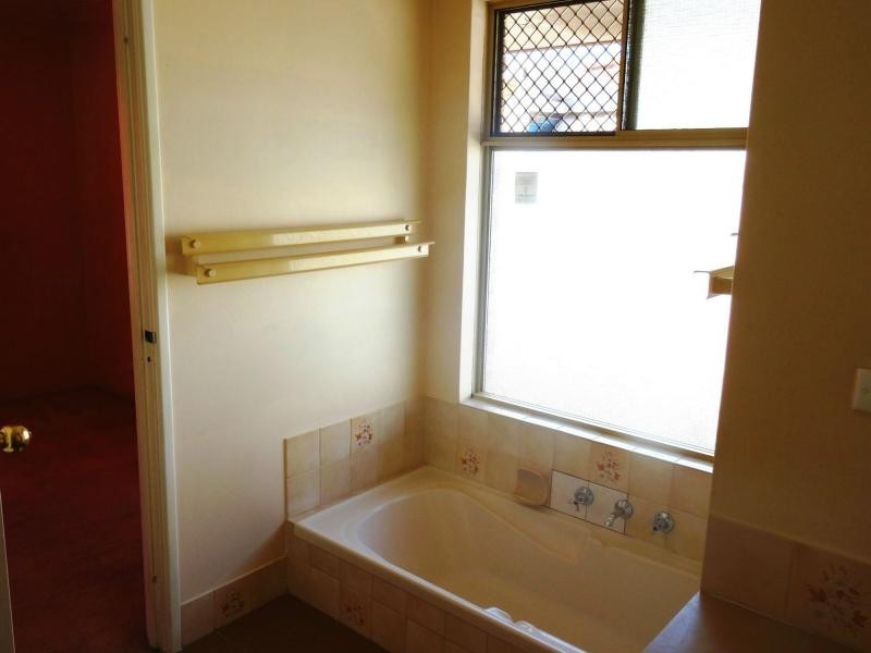 17 Grampians Heights, Mirrabooka WA 6061