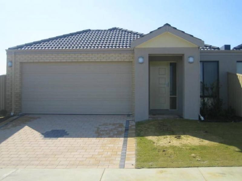 28B Sacramento Parade, Hocking WA 6065