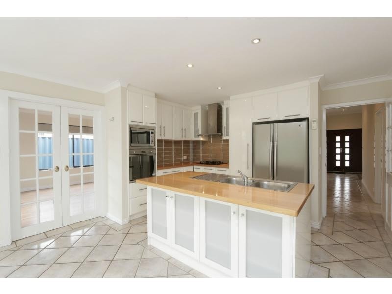 3 Dandy Place, Bayswater WA 6053