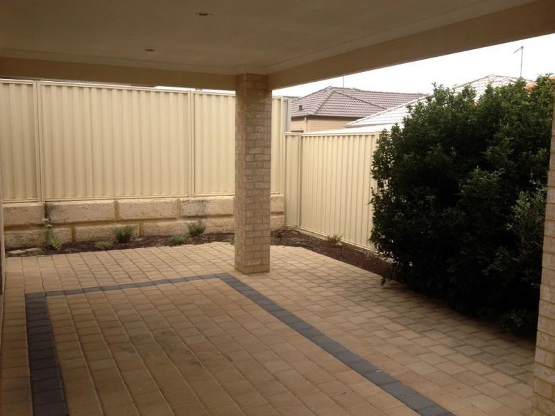 14 Kemp Street, Pearsall WA 6065