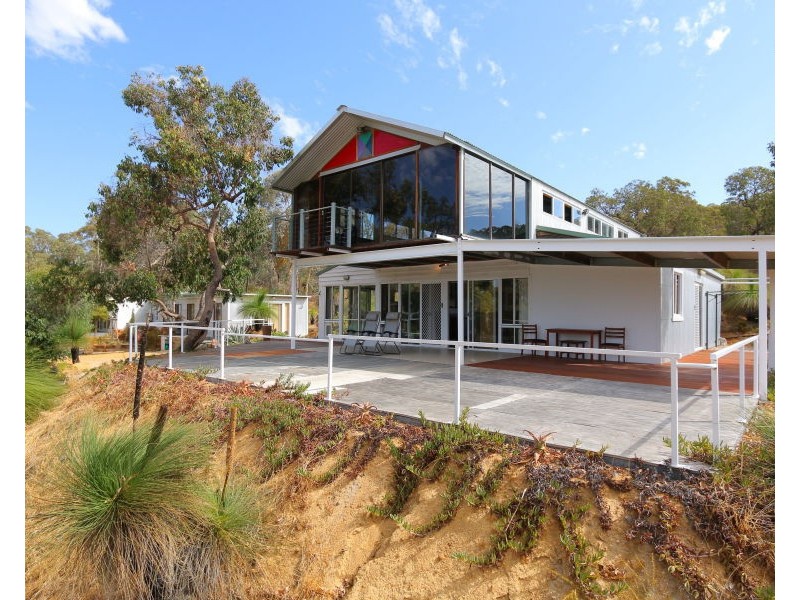 178 Searle Drive, Clackline WA 6564