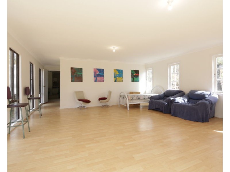 178 Searle Drive, Clackline WA 6564