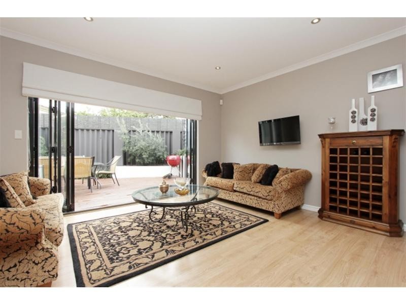 37B Delphine Avenue, Dianella WA 6059