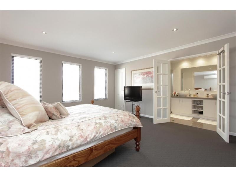 37B Delphine Avenue, Dianella WA 6059