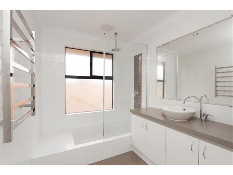 37B Delphine Avenue, Dianella WA 6059