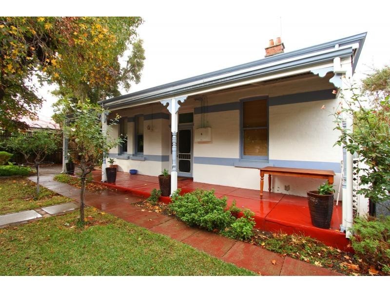 4 Quebec Road, Woodbridge WA 6056