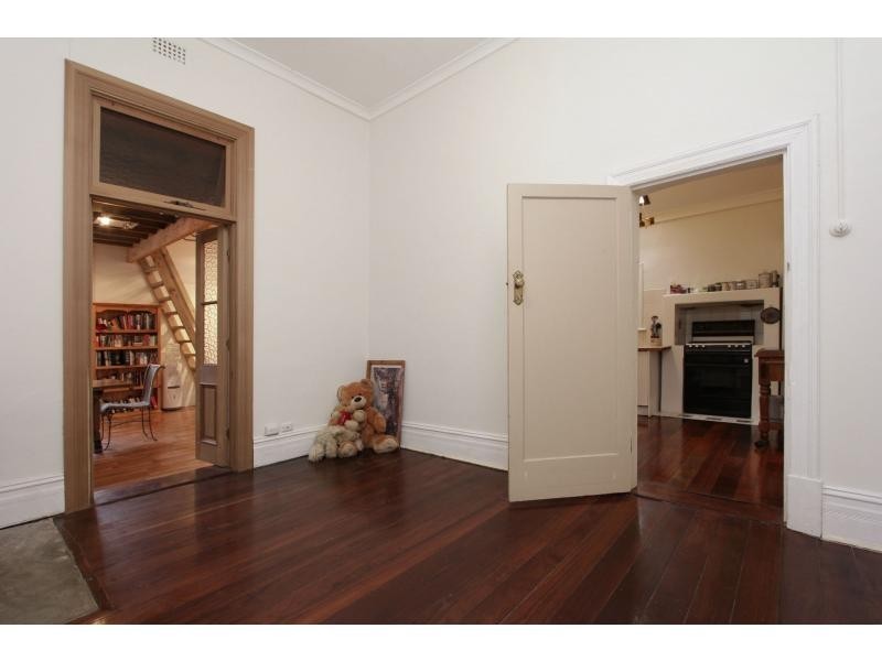 4 Quebec Road, Woodbridge WA 6056