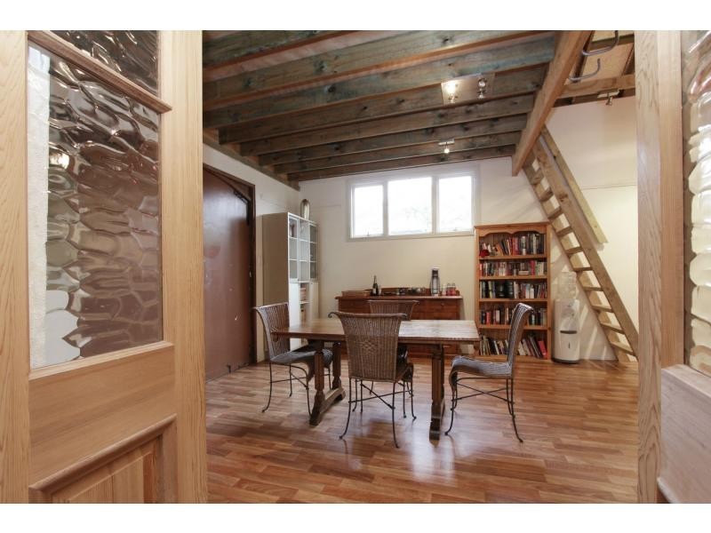 4 Quebec Road, Woodbridge WA 6056