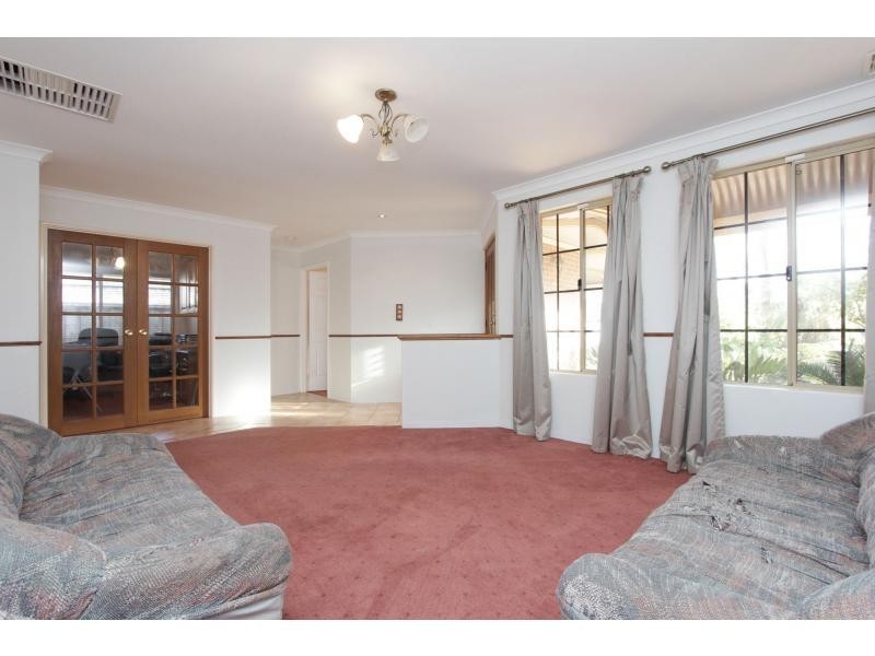 4 Rivergum Close, Ellenbrook WA 6069