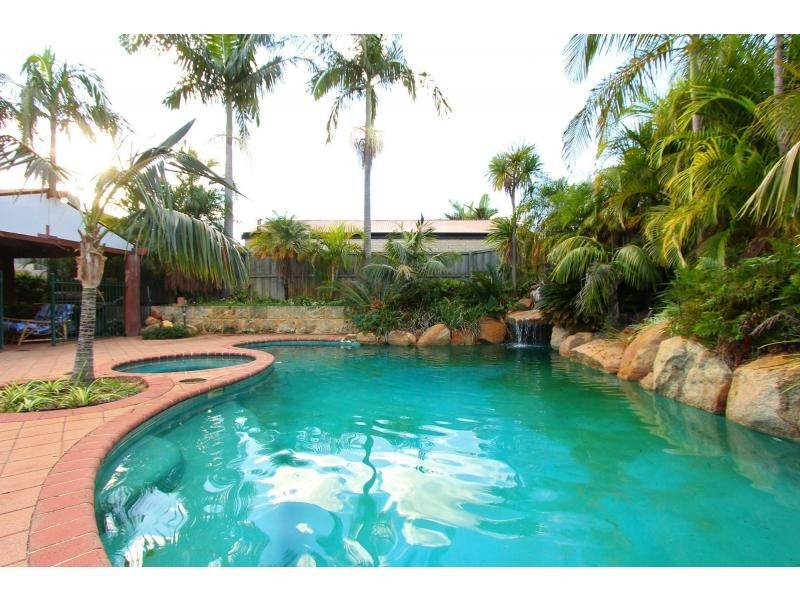 4 Rivergum Close, Ellenbrook WA 6069