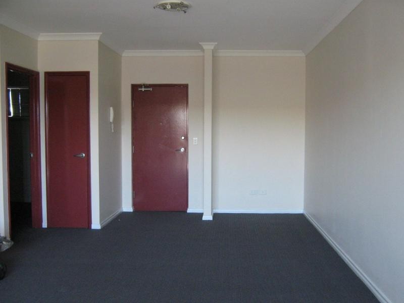 39/42 The Crescent, Midland WA 6056